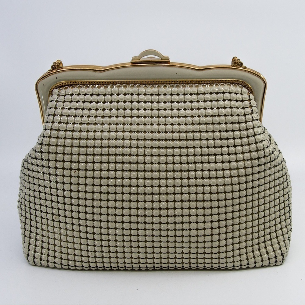 Vintage '70s Oroton Mesh Evening Purse in Gardenia Color - Picture 14 of 14